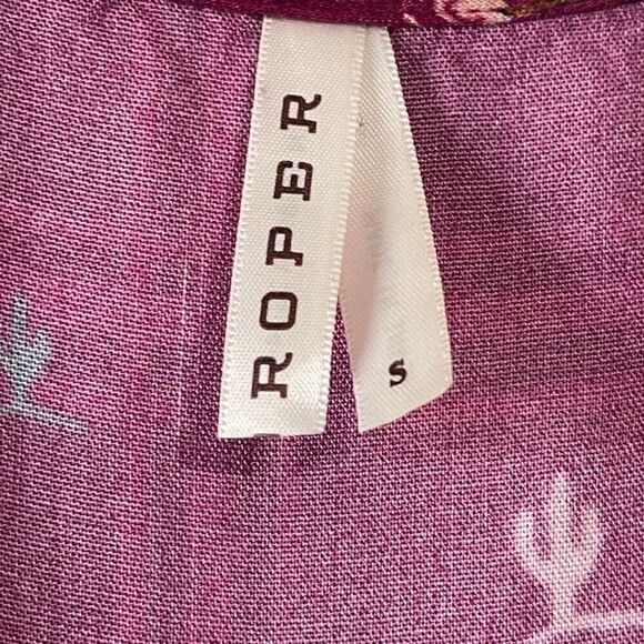 Roper Women's Peasant Blouse, Western Print with Leather Lace Neckline - Picture 5 of 10